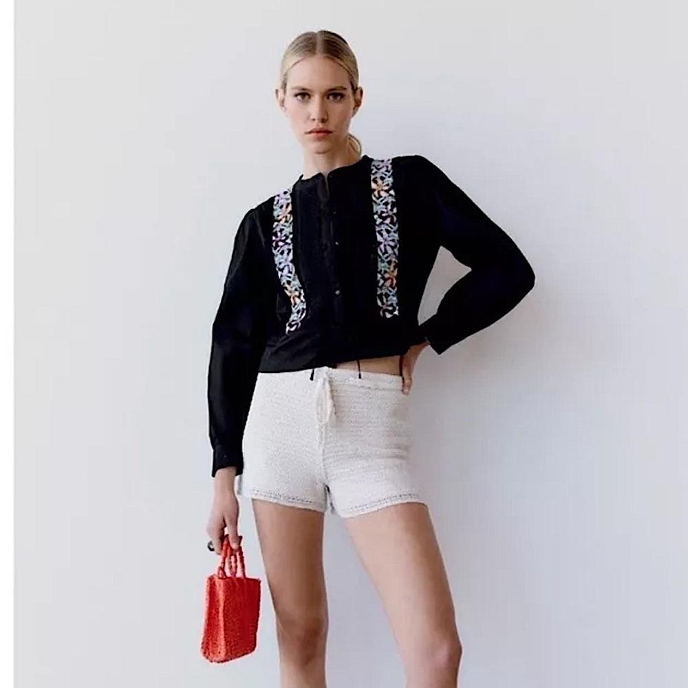 Zara Boho Black Embroidered Top Blouse Shirt long sleeve NWT size extra small